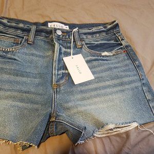 Leslie Short (Laura's Boutique)